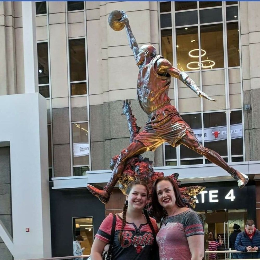 Meet your Posher, Izzy